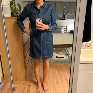 Boden Jean dress with pockets and buttons - size 4